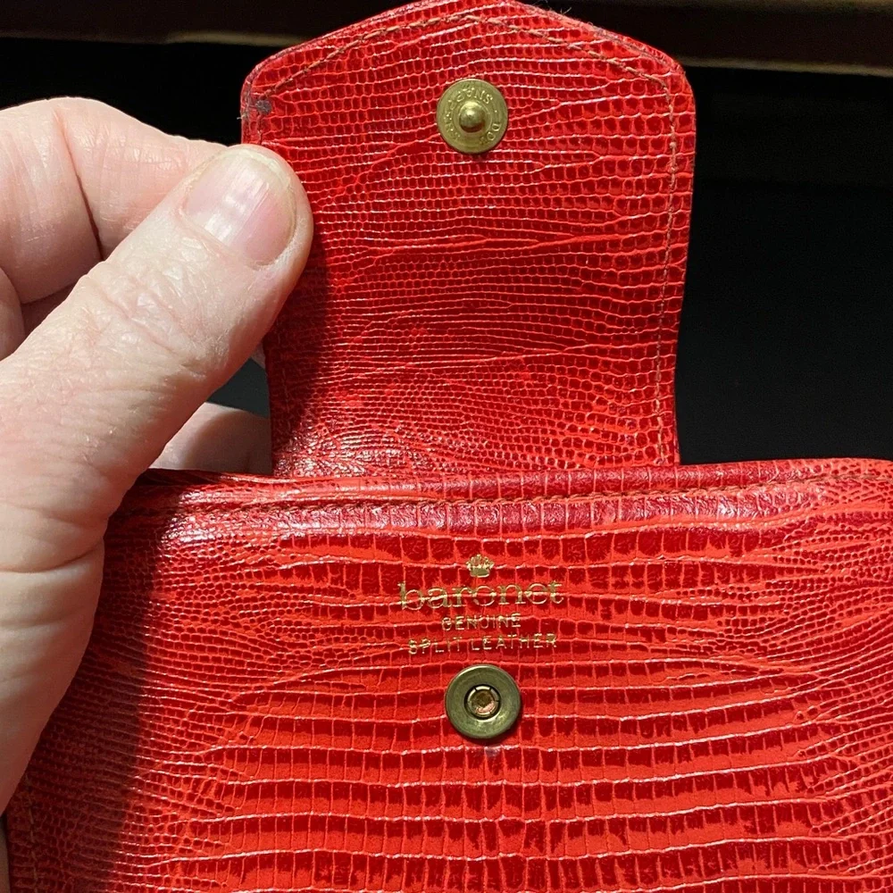 Vintage Baronet Red Crocodile-Embossed leather Women's wallet